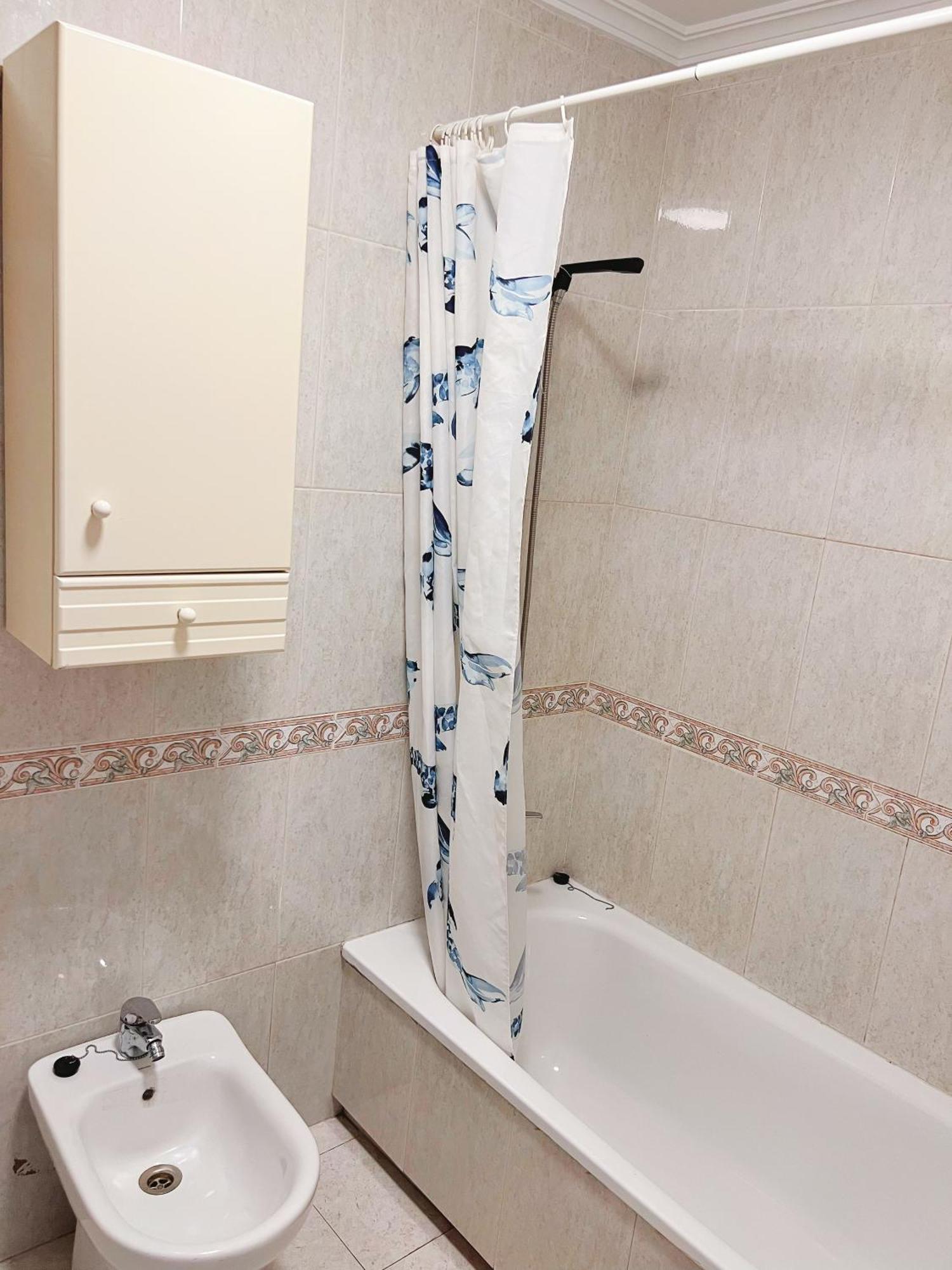 Habitacion Compartido Huelva Centro 外观 照片